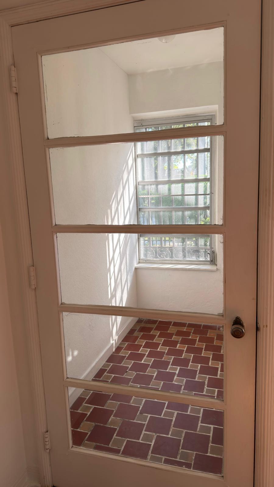 175 SW 25th Miami, FL 33129