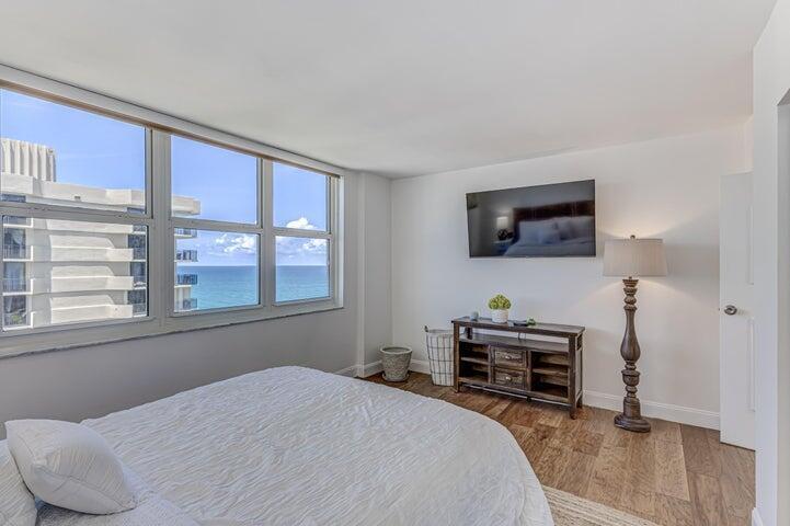 5440 N Ocean #1502 Singer Island, FL 33404