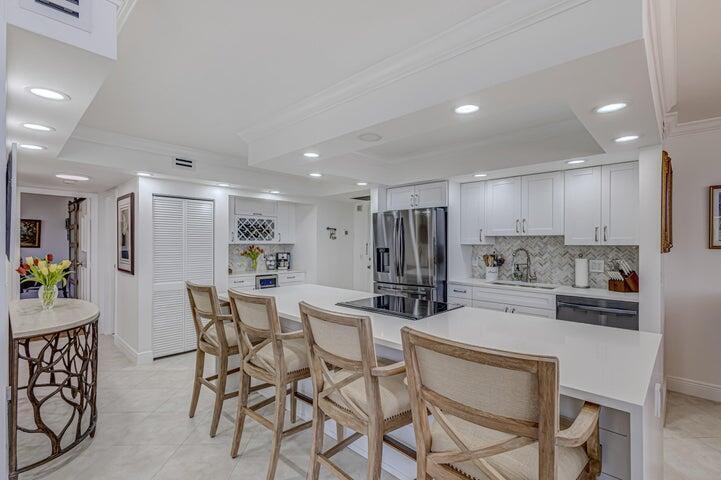 5440 N Ocean #1502 Singer Island, FL 33404