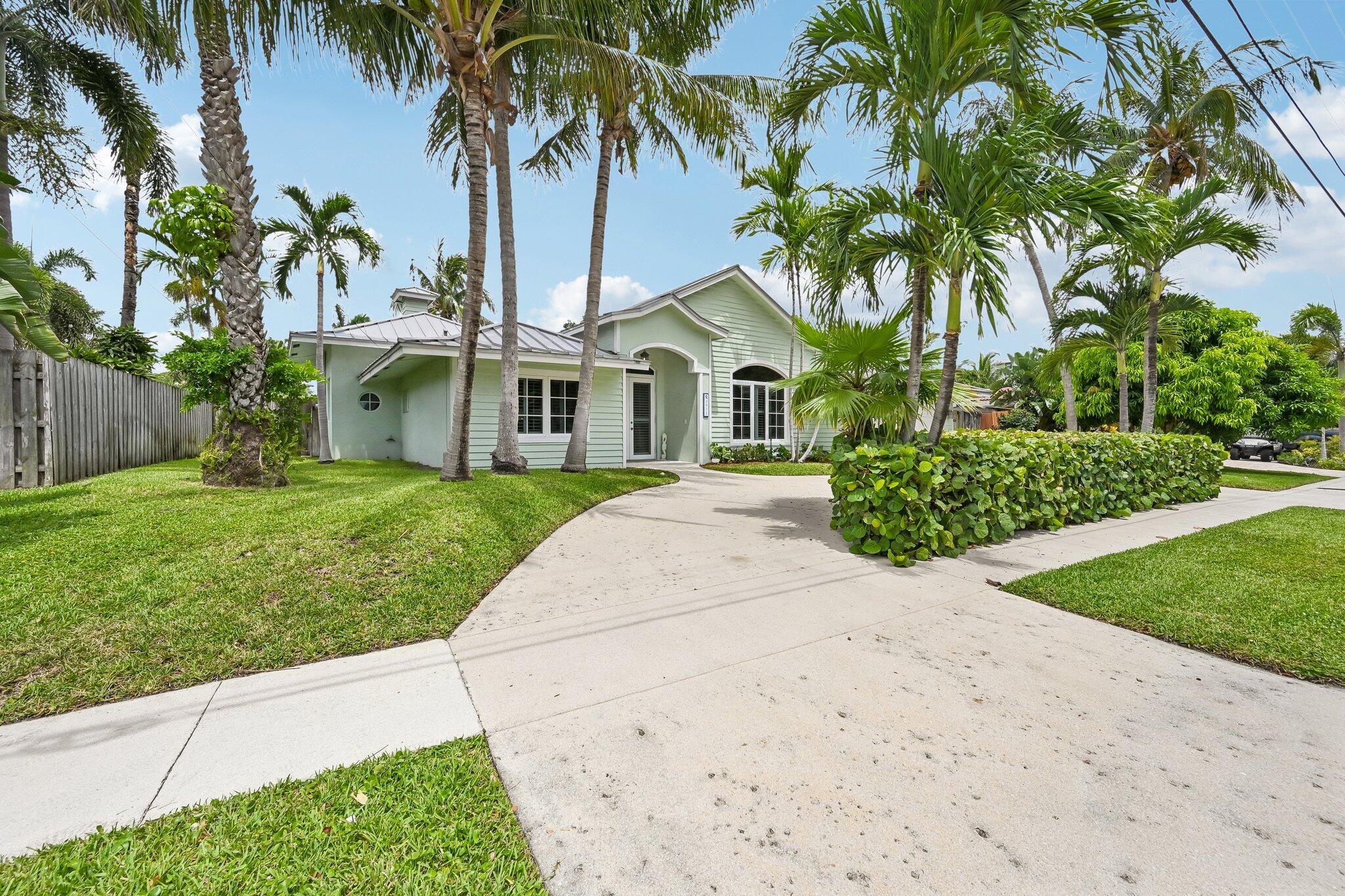 4911 NE 25th Lighthouse Point, FL 33064