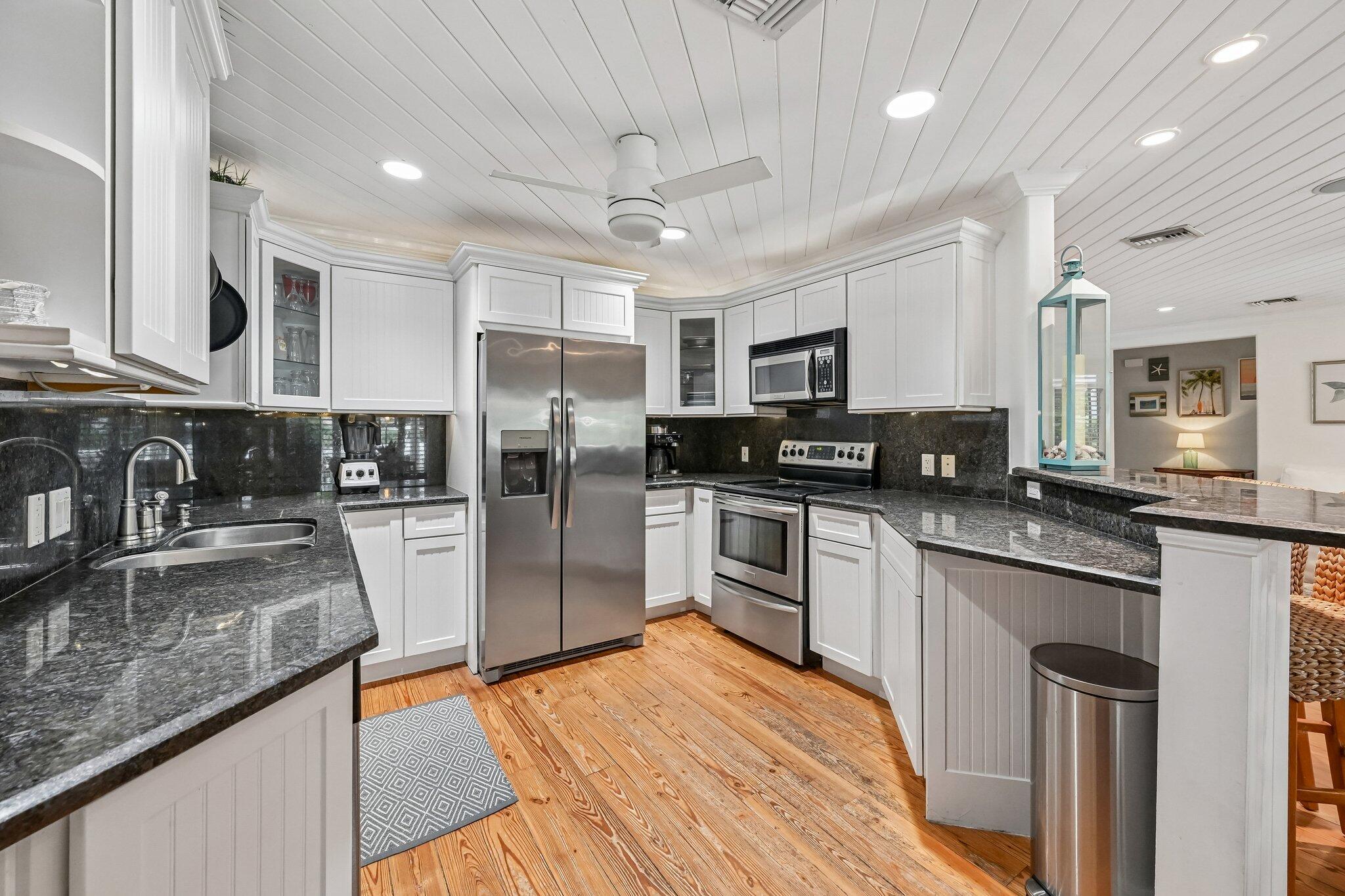 4911 NE 25th Lighthouse Point, FL 33064