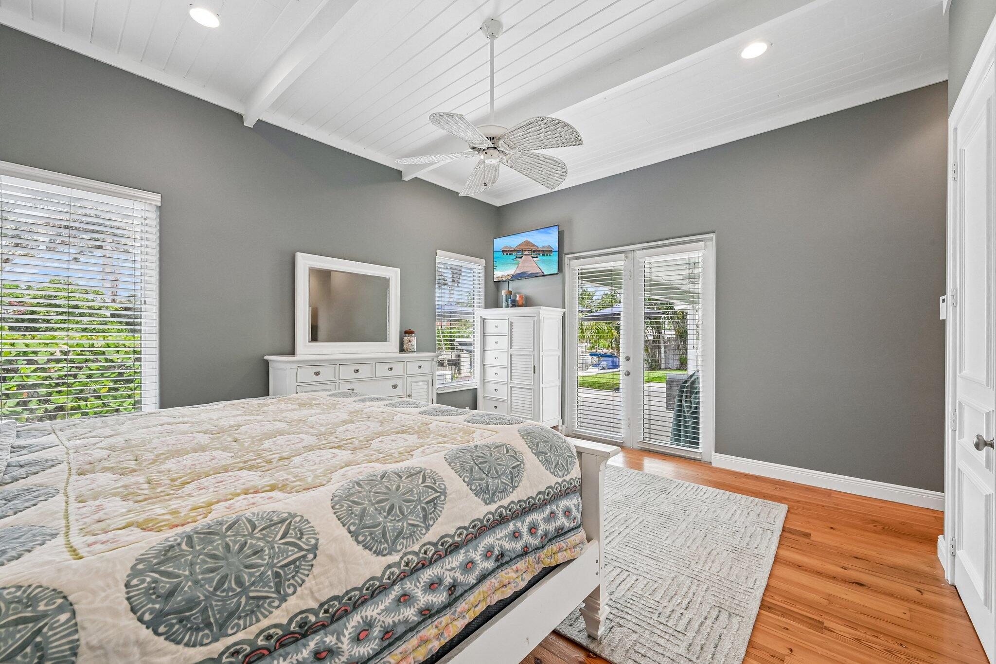 4911 NE 25th Lighthouse Point, FL 33064