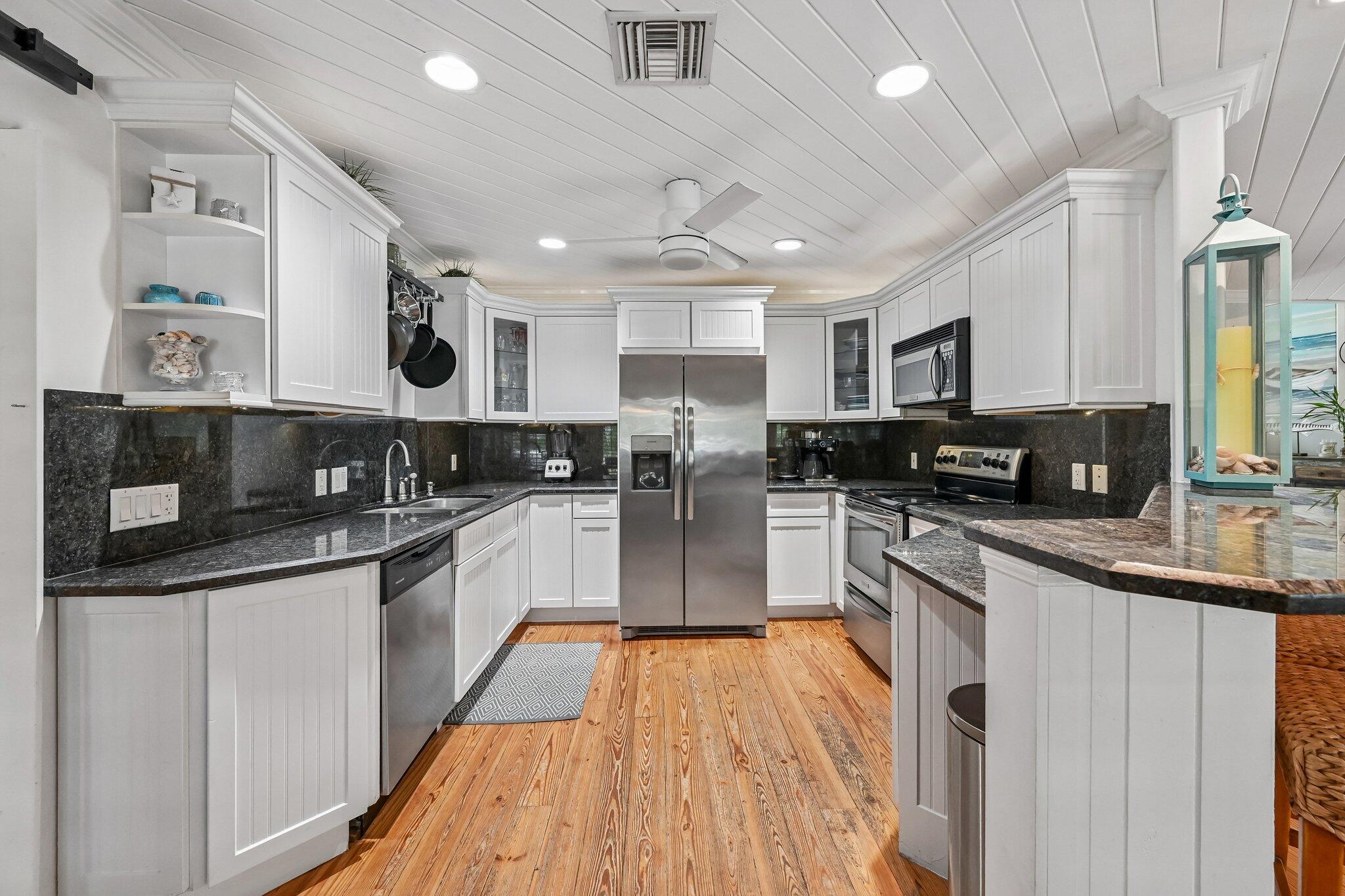 4911 NE 25th Lighthouse Point, FL 33064