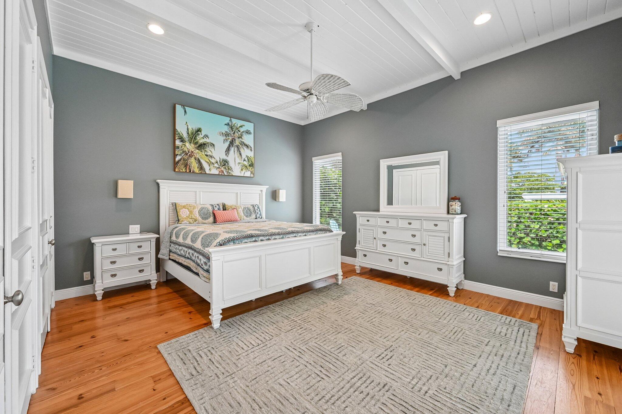 4911 NE 25th Lighthouse Point, FL 33064
