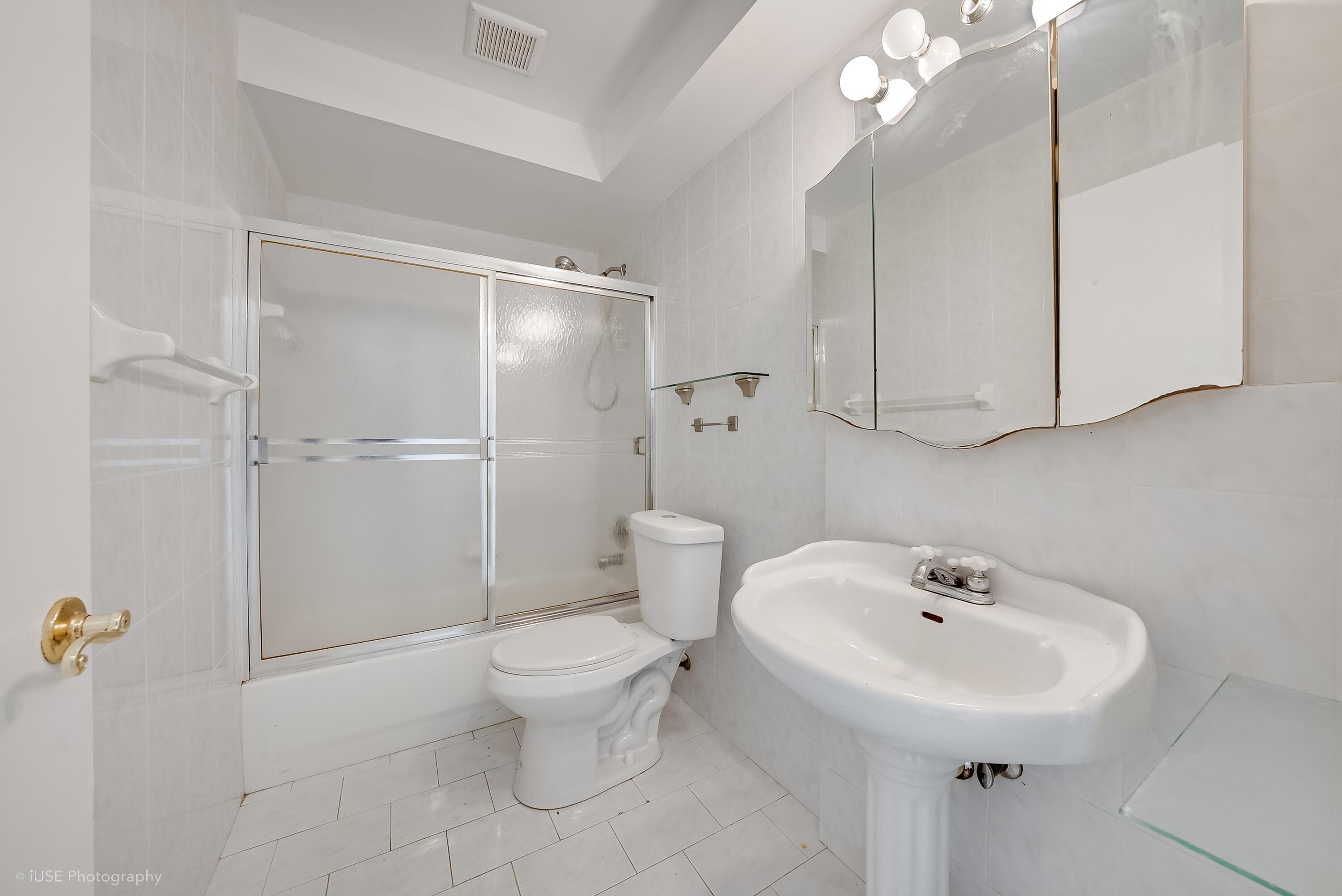 2141 SW 23rd Fort Lauderdale, FL 33312