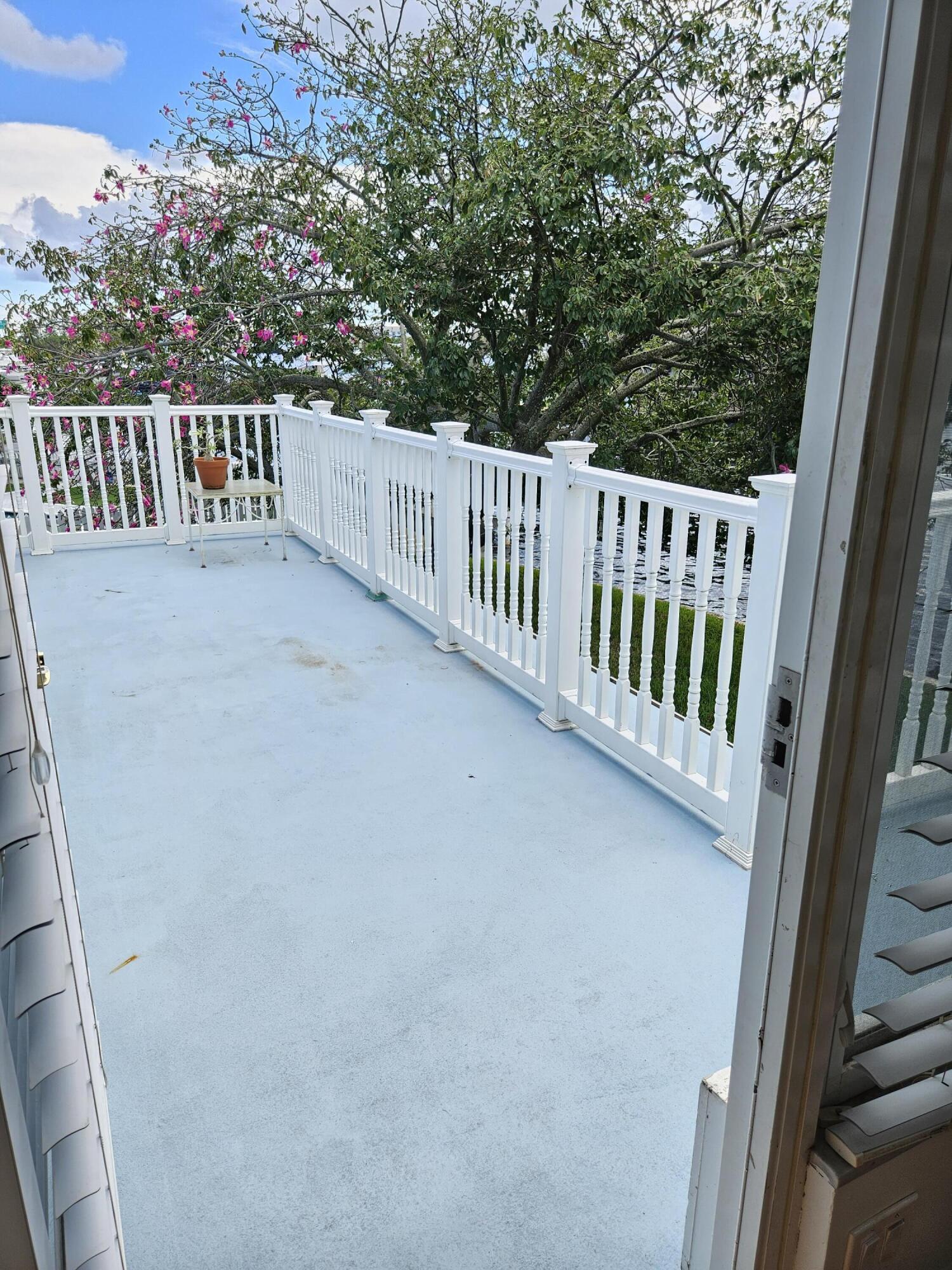 2141 SW 23rd Fort Lauderdale, FL 33312