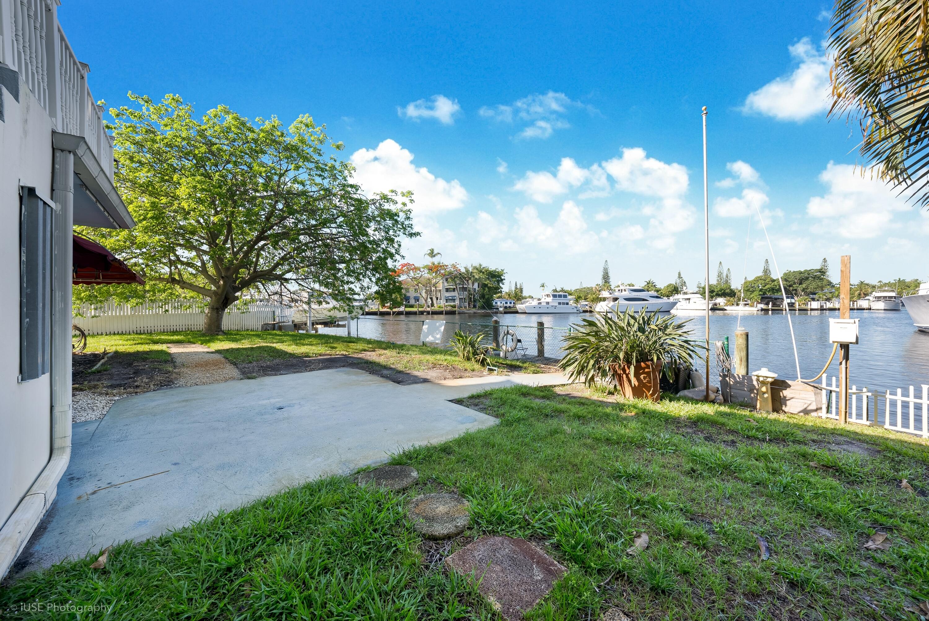 2141 SW 23rd Fort Lauderdale, FL 33312