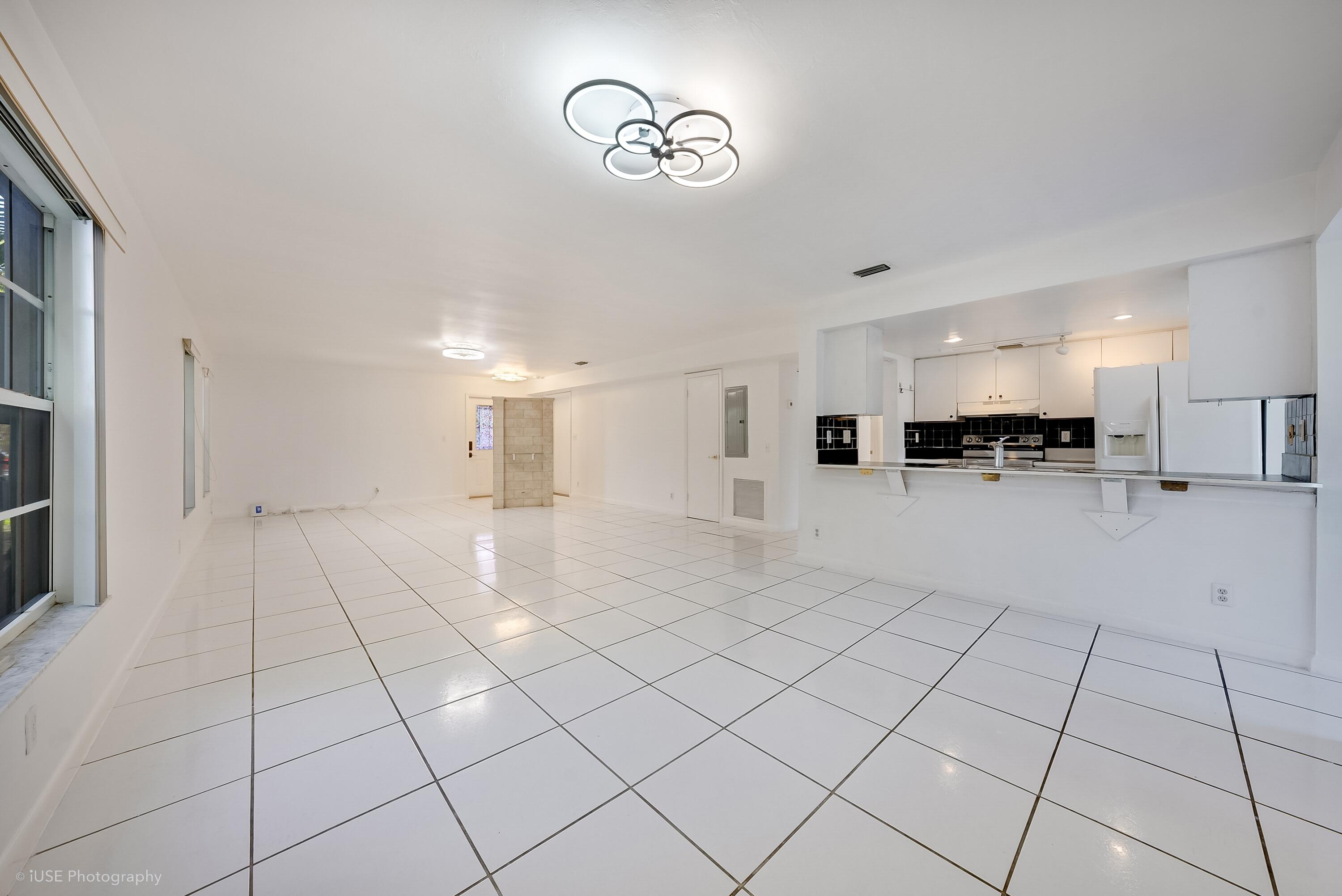 2141 SW 23rd Fort Lauderdale, FL 33312