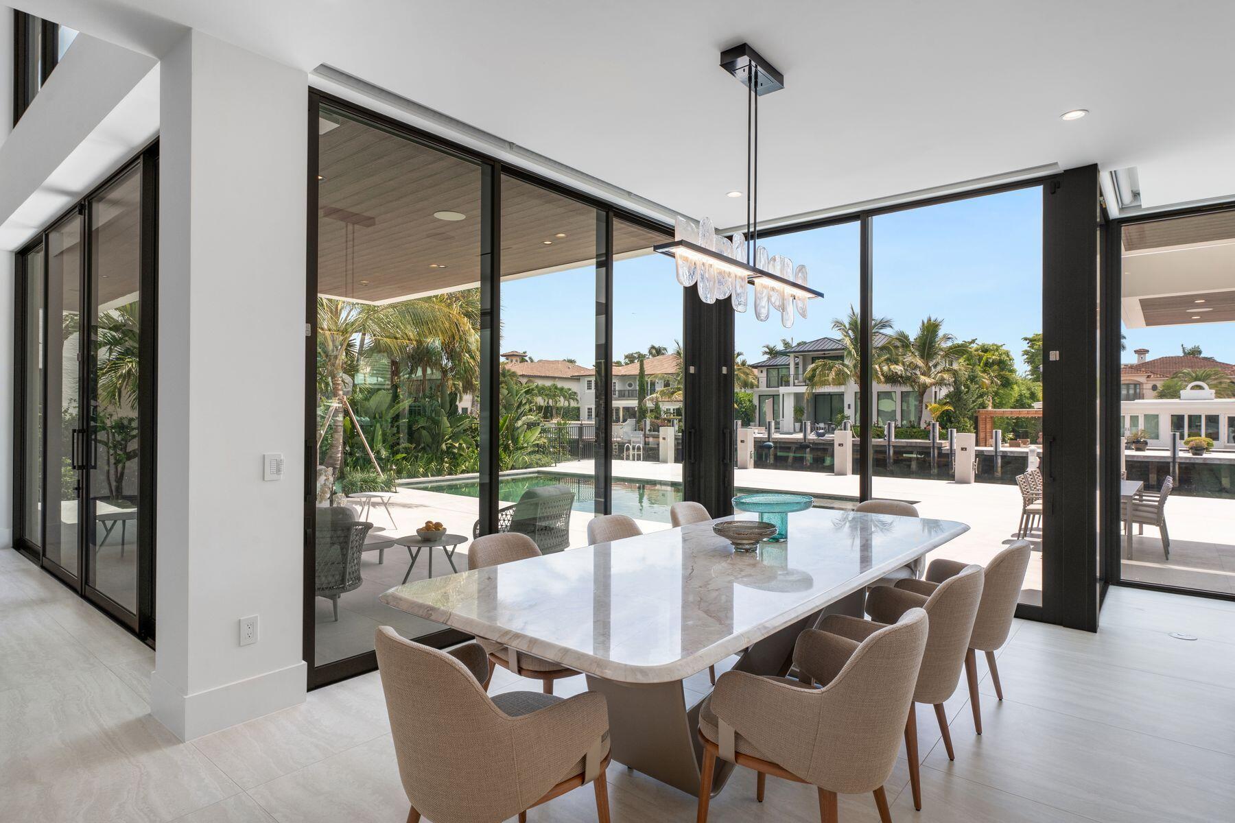 2400 Barcelona Dr Fort Lauderdale, FL 33301