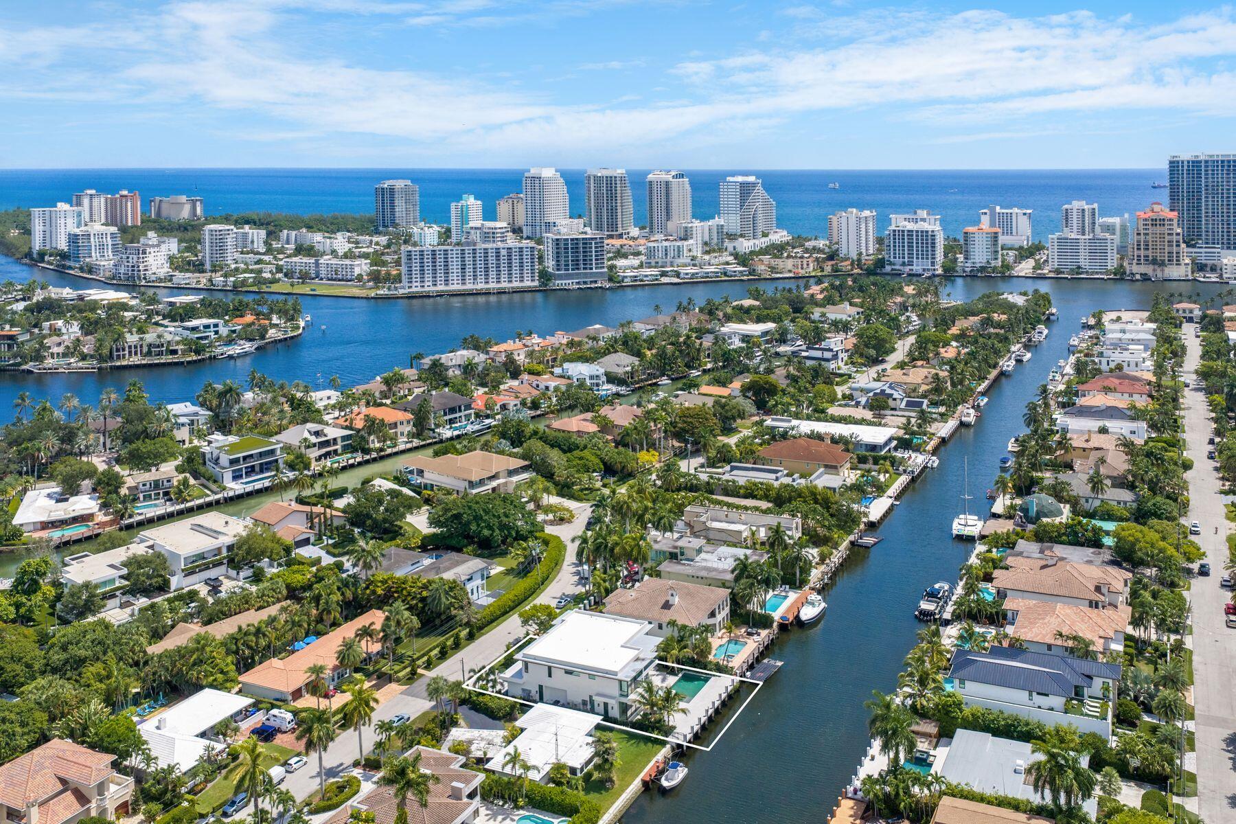 2400 Barcelona Dr Fort Lauderdale, FL 33301