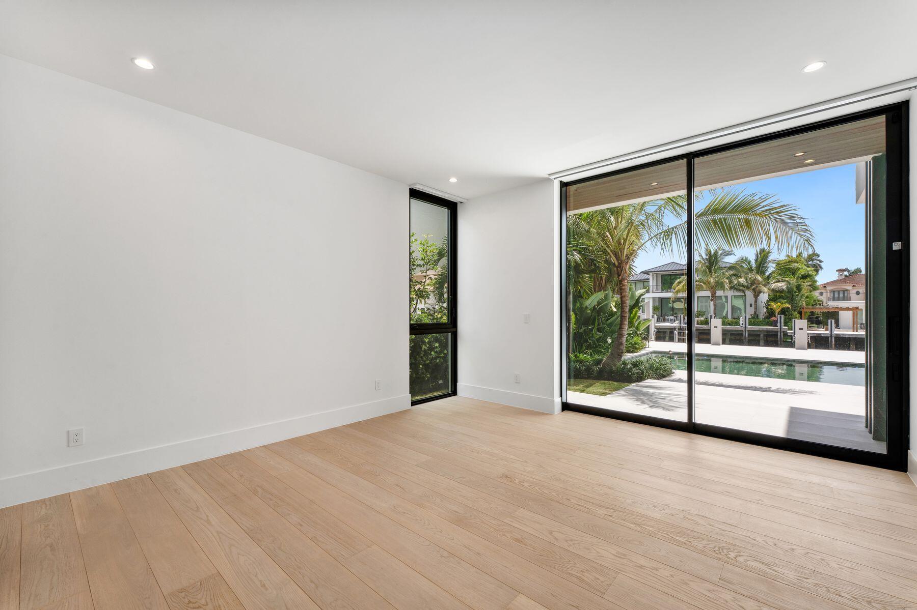 2400 Barcelona Dr Fort Lauderdale, FL 33301