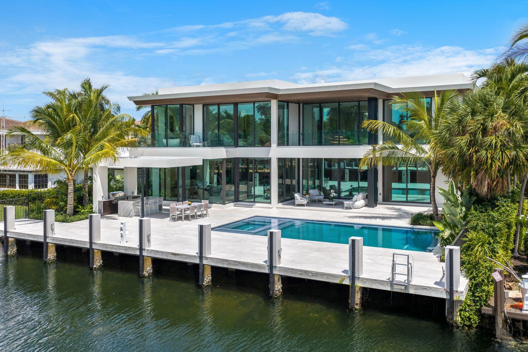 2400 Barcelona Dr Fort Lauderdale, FL 33301