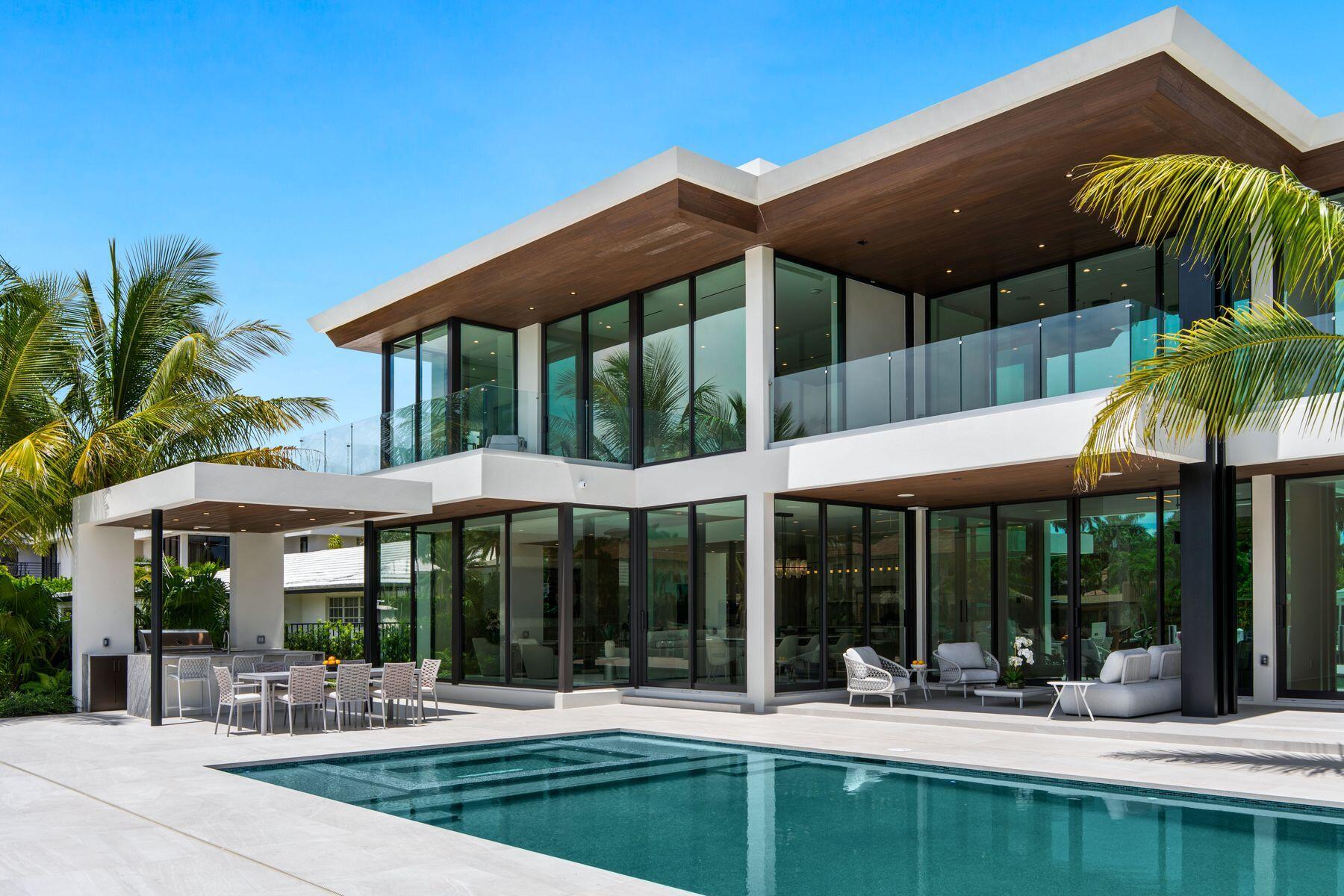 2400 Barcelona Dr Fort Lauderdale, FL 33301