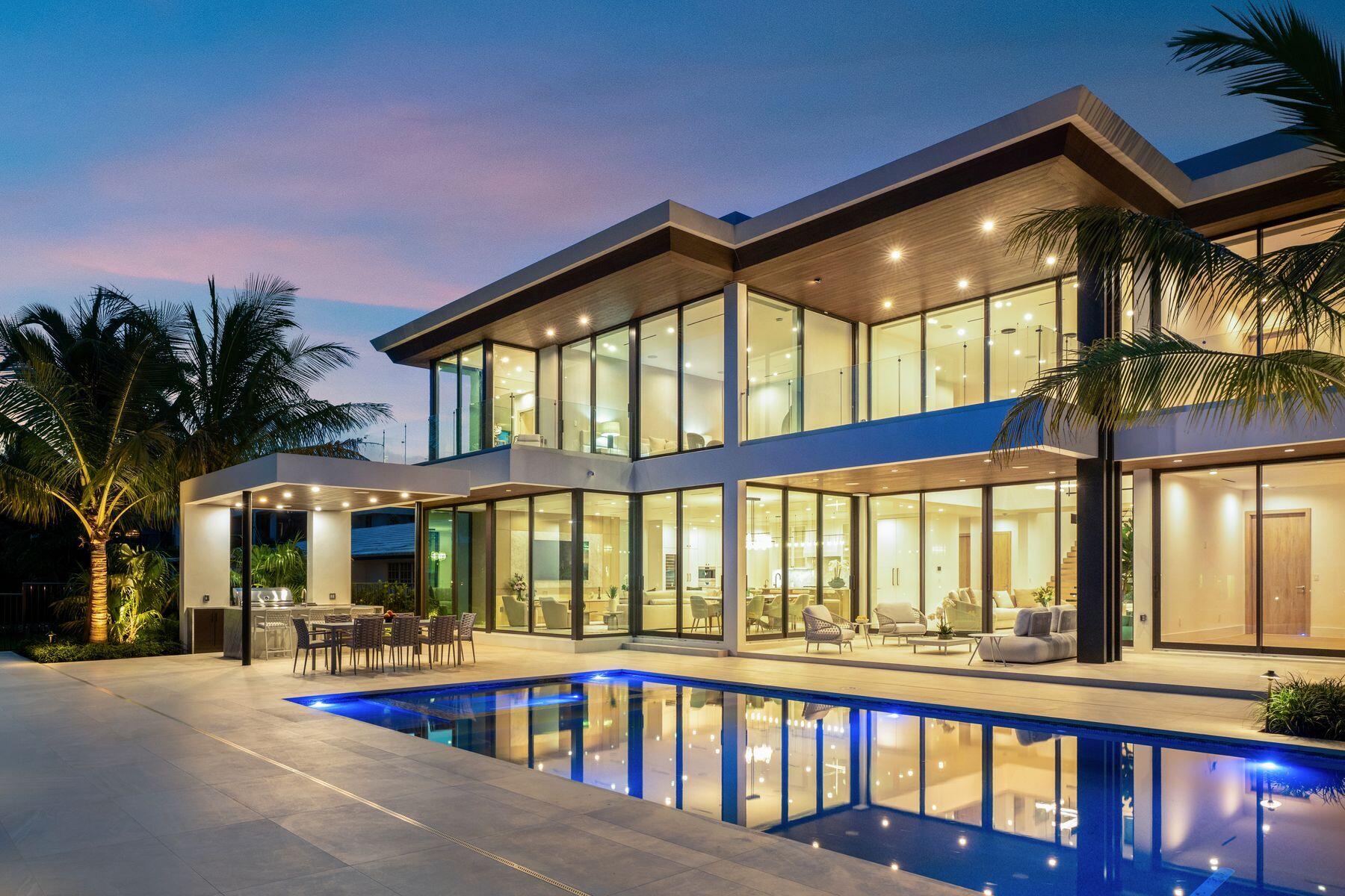 2400 Barcelona Dr Fort Lauderdale, FL 33301