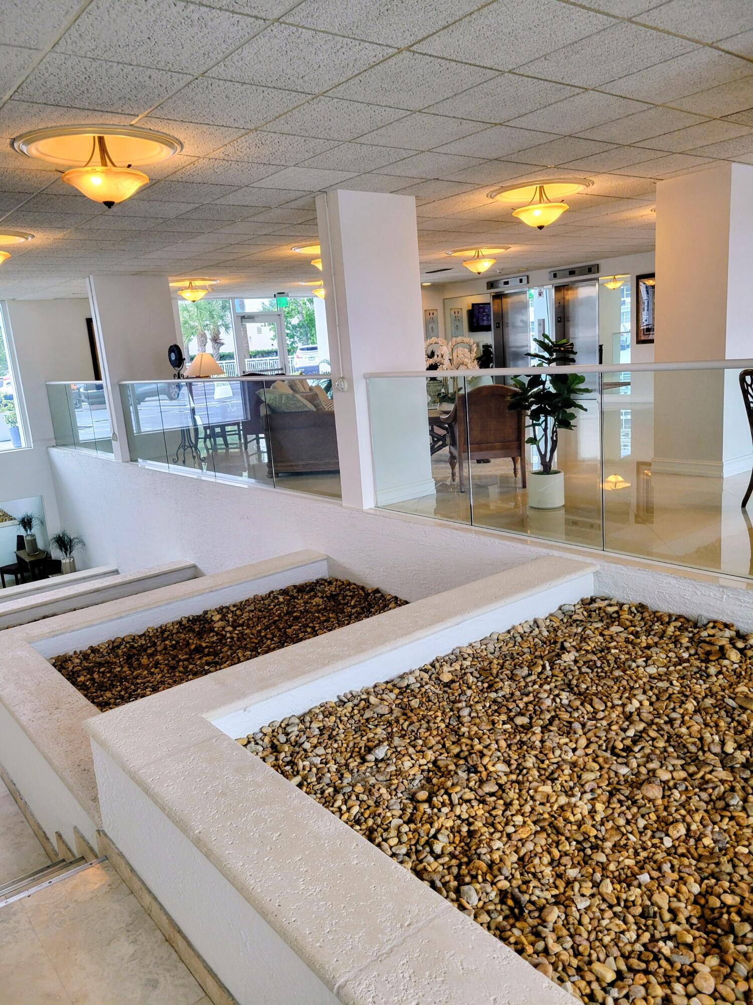 2715 N Ocean Blvd #16B Fort Lauderdale, FL 33308