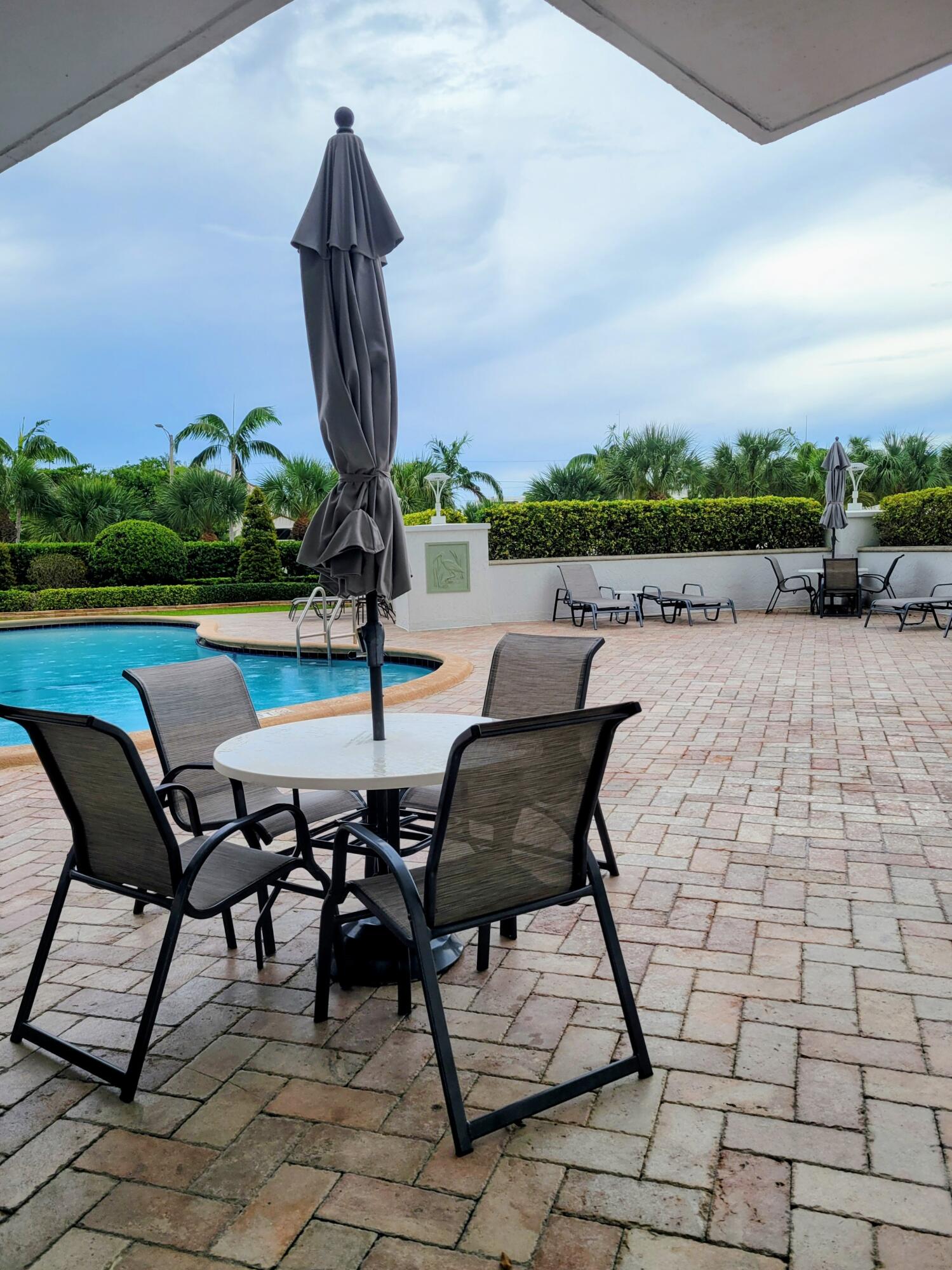2715 N Ocean Blvd #16B Fort Lauderdale, FL 33308