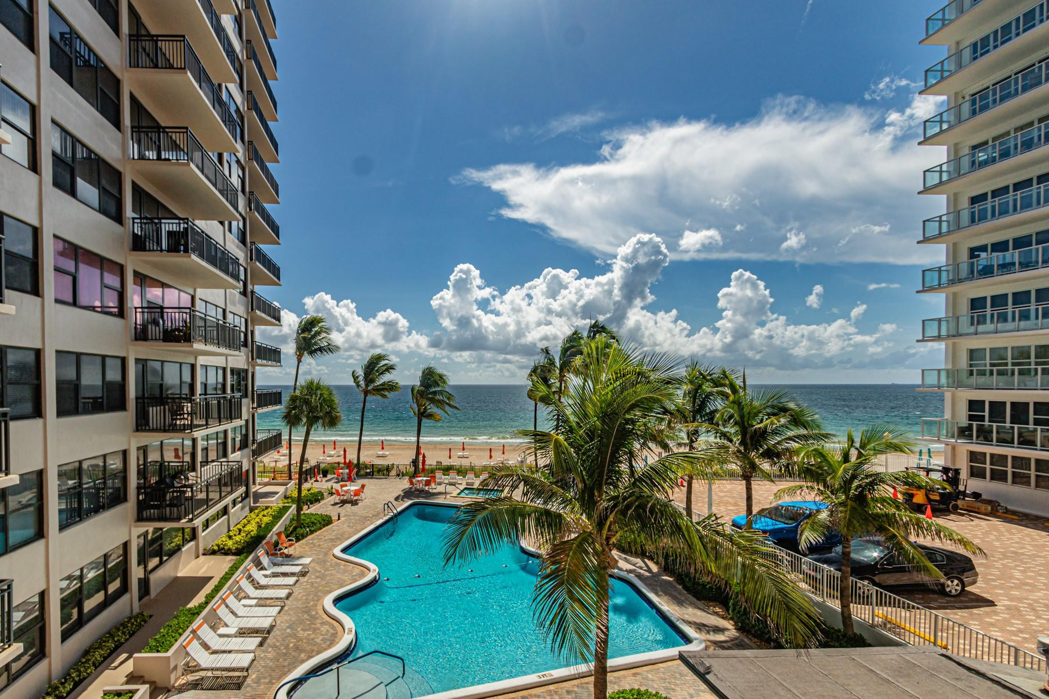 3800 Galt Ocean Dr #310