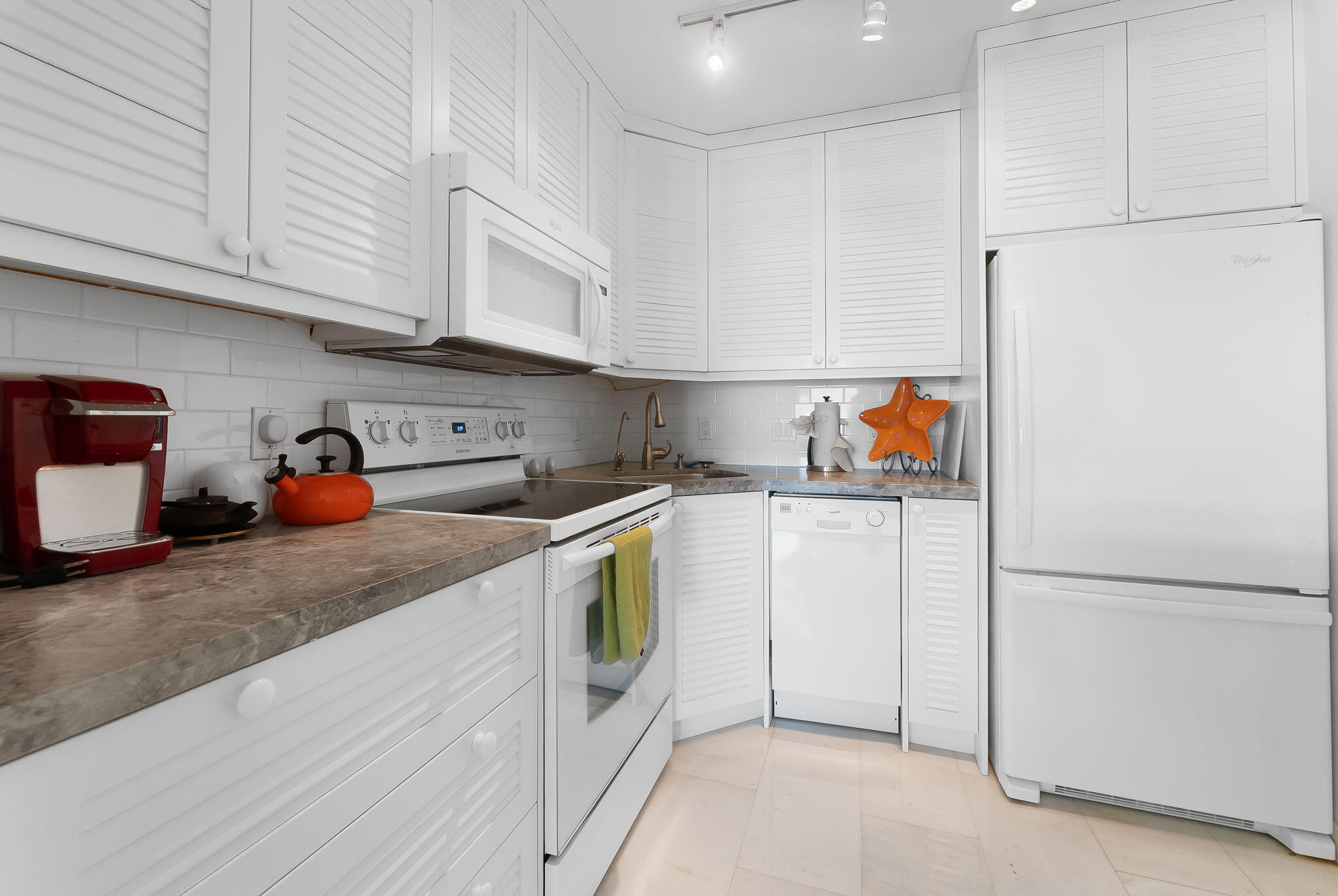 2830 NE 30th St #9 Fort Lauderdale, FL 33306