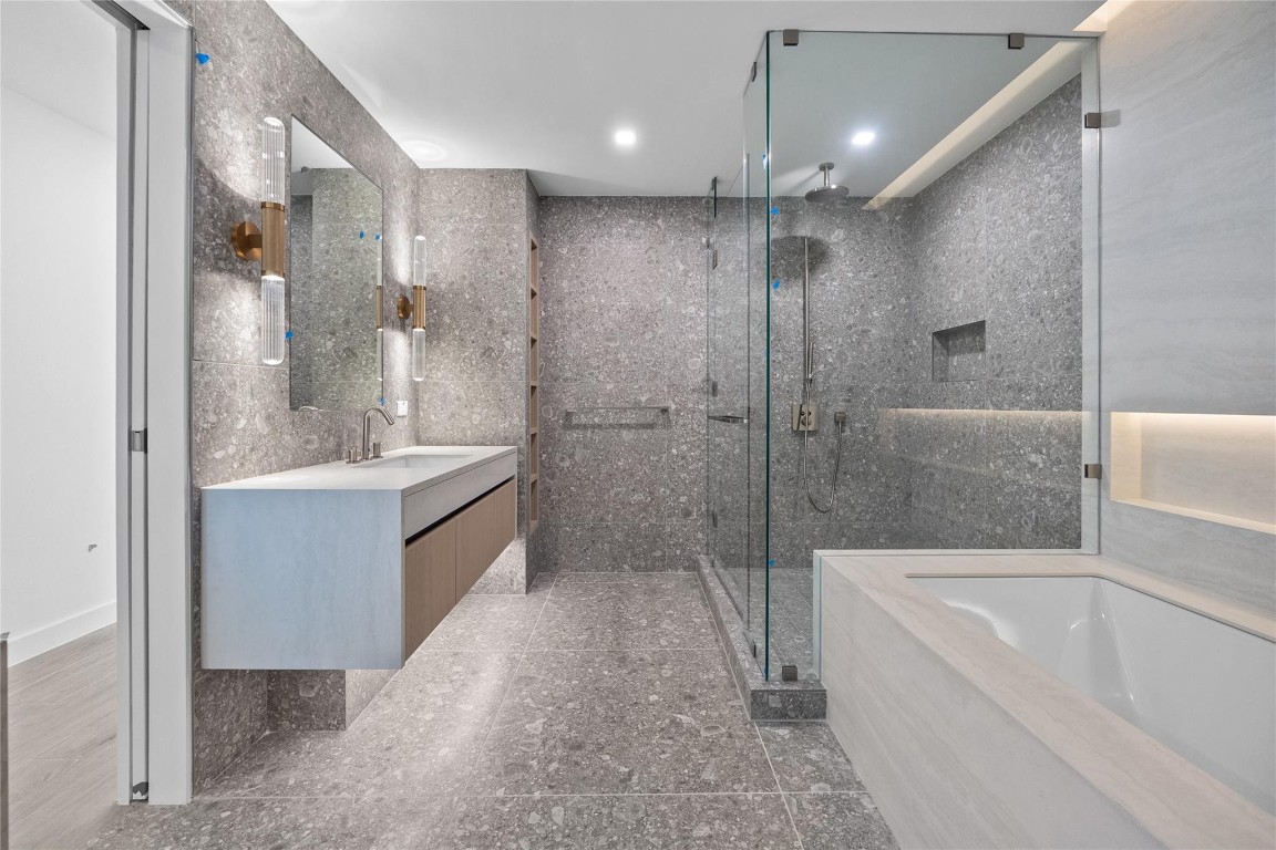 900 N Ocean #702 Pompano Beach, FL 33062