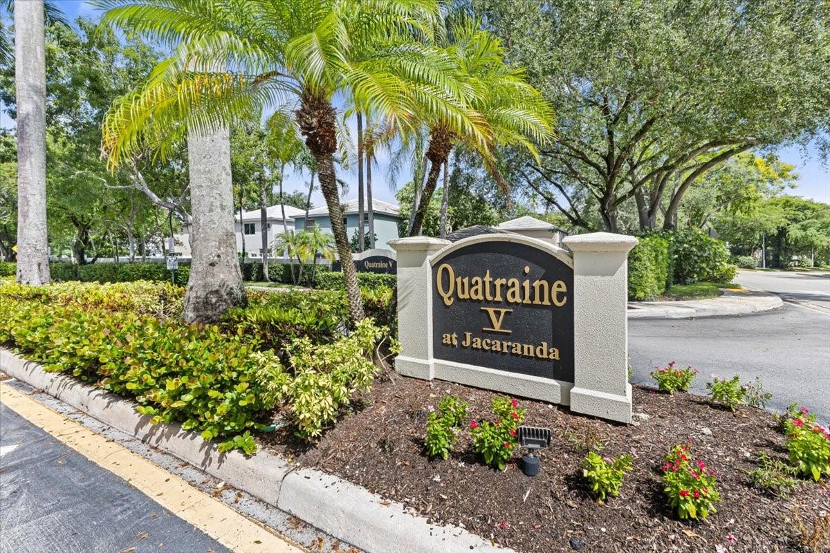 9831 NW 2nd St,Plantation, FL 33324