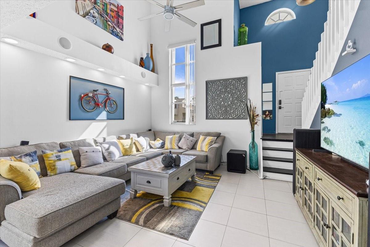 9831 NW 2nd St,Plantation, FL 33324