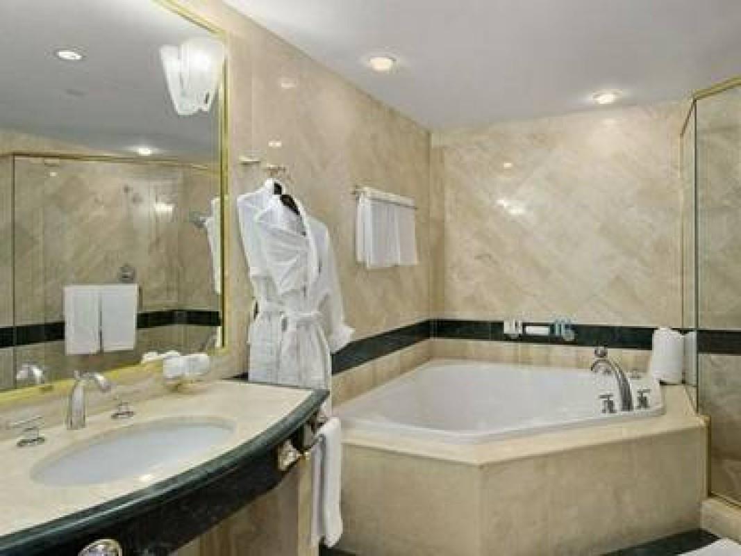 image Bentley Beach Condo11
