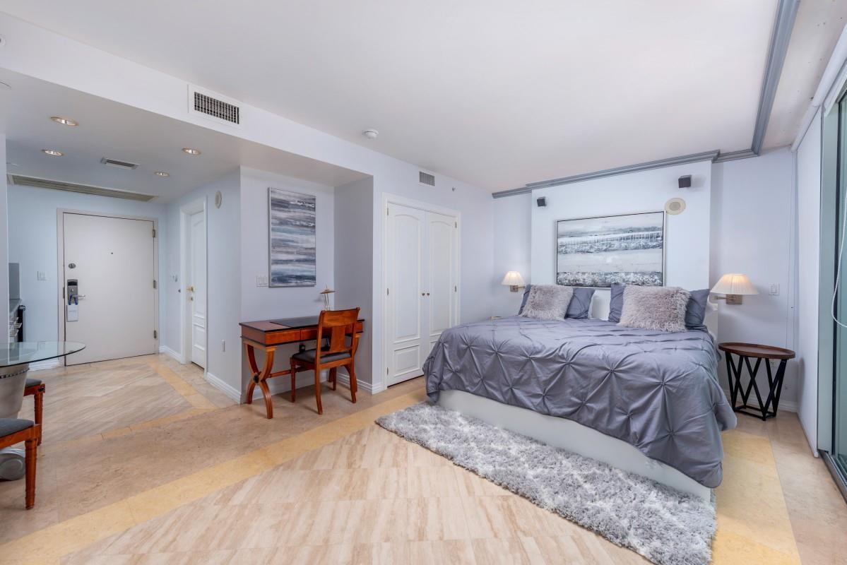 image Bentley Beach Condo17