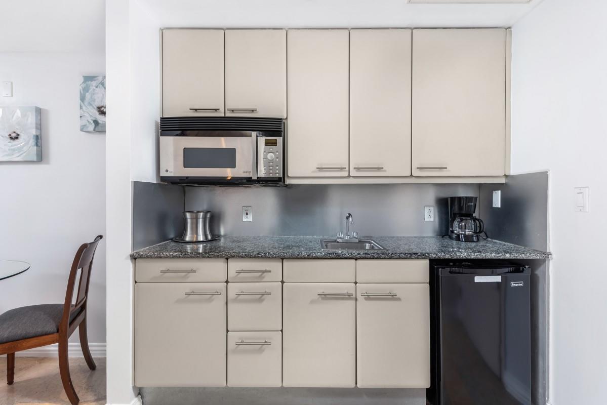 image Bentley Beach Condo7