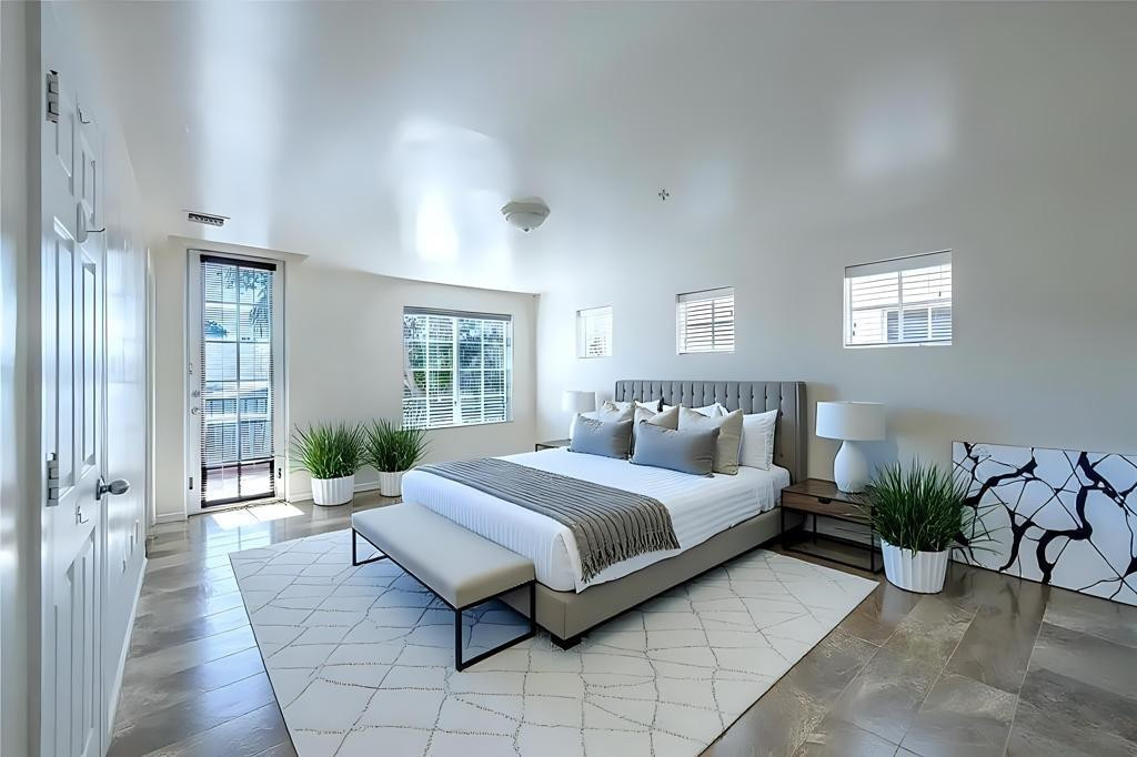 819 SW 7th #819 Fort Lauderdale, FL 33315