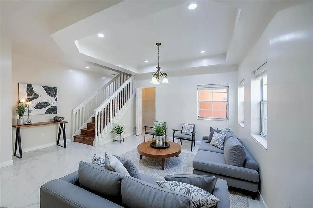 819 SW 7th #819 Fort Lauderdale, FL 33315