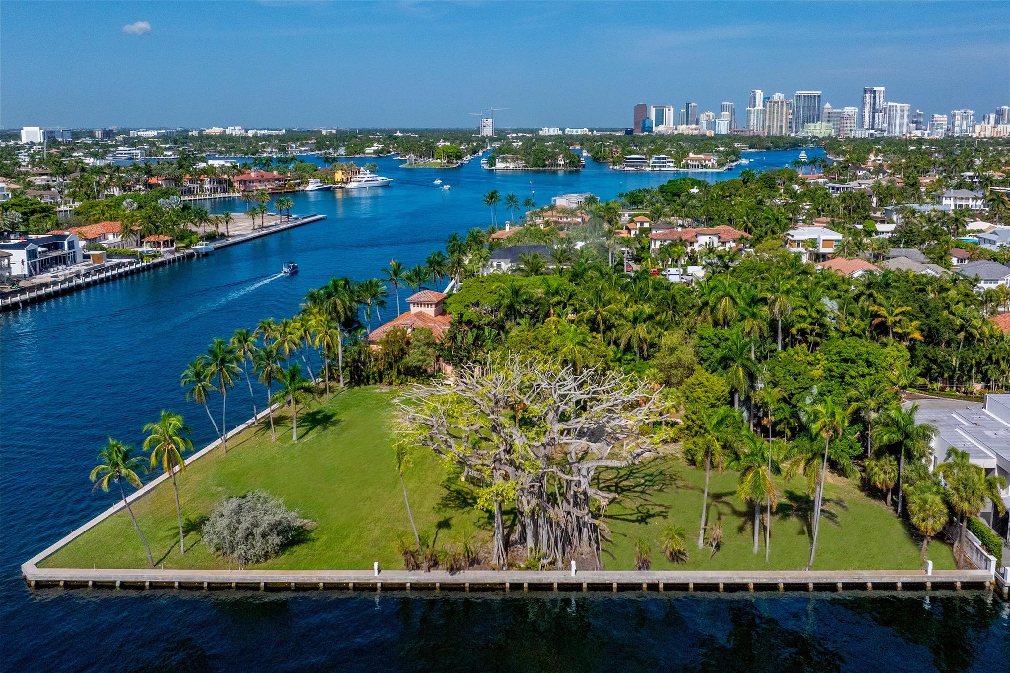 1000 Riviera Isle Dr Fort Lauderdale, FL 33301