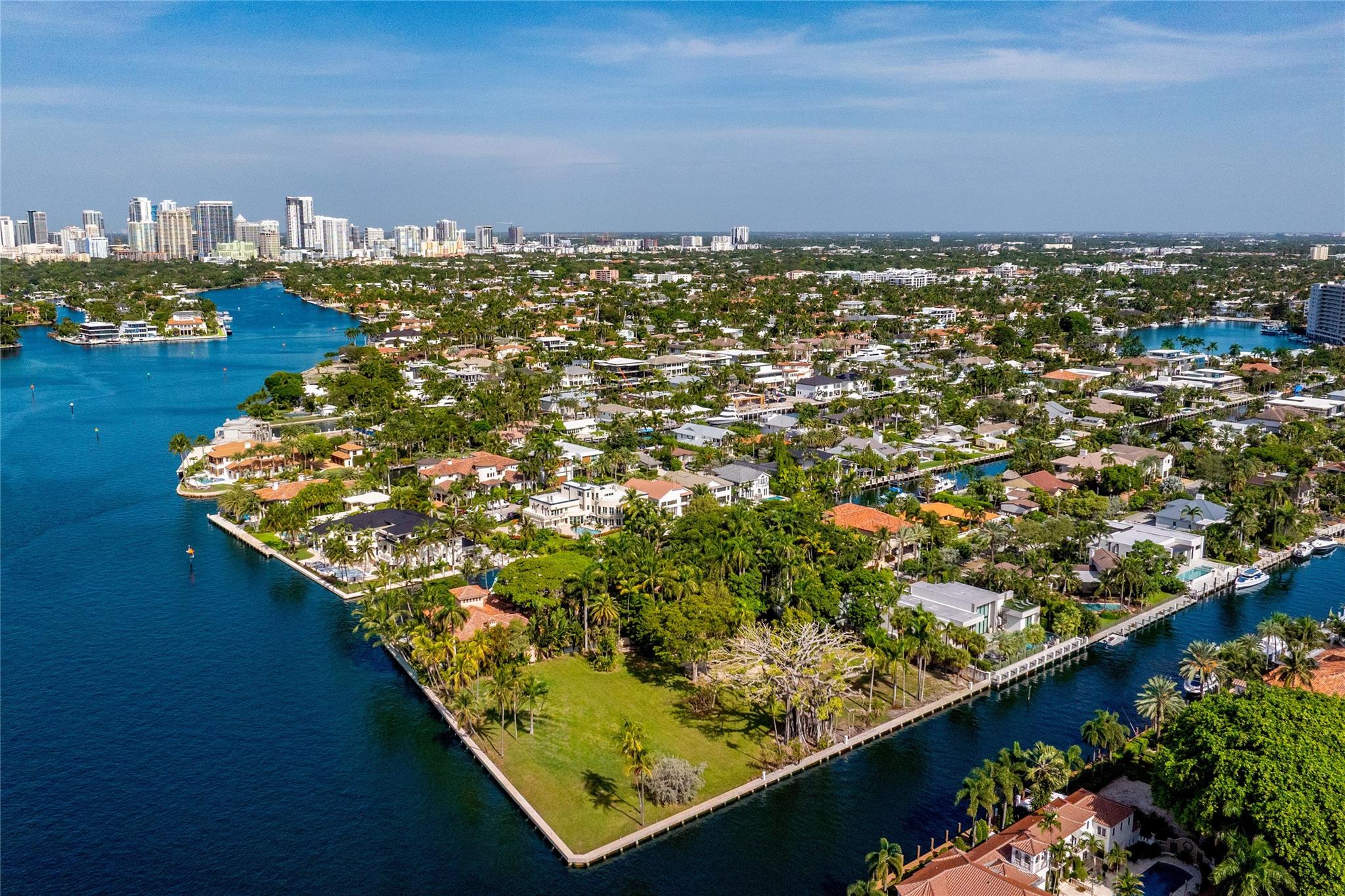 1000 Riviera Isle Dr Fort Lauderdale, FL 33301