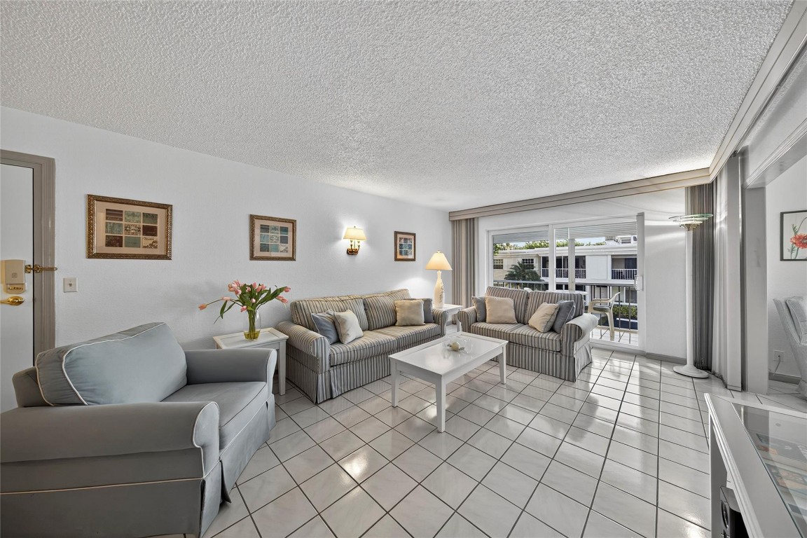 6417 Bay Clb Dr #3 Fort Lauderdale, FL 33308