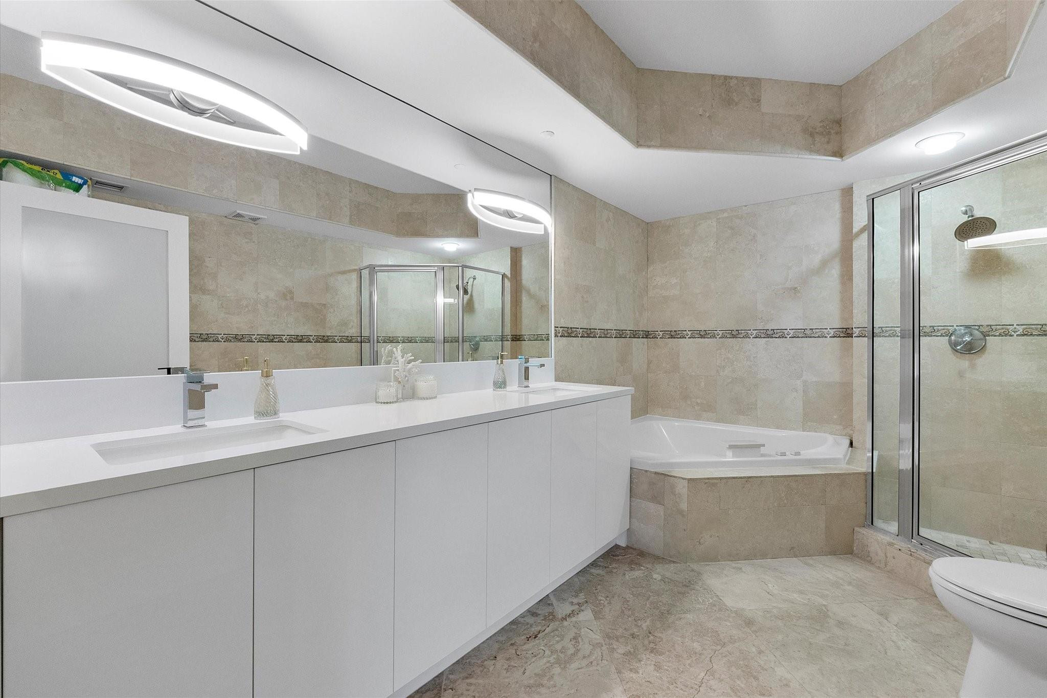 3100 N Ocean #406 Fort Lauderdale, FL 33308