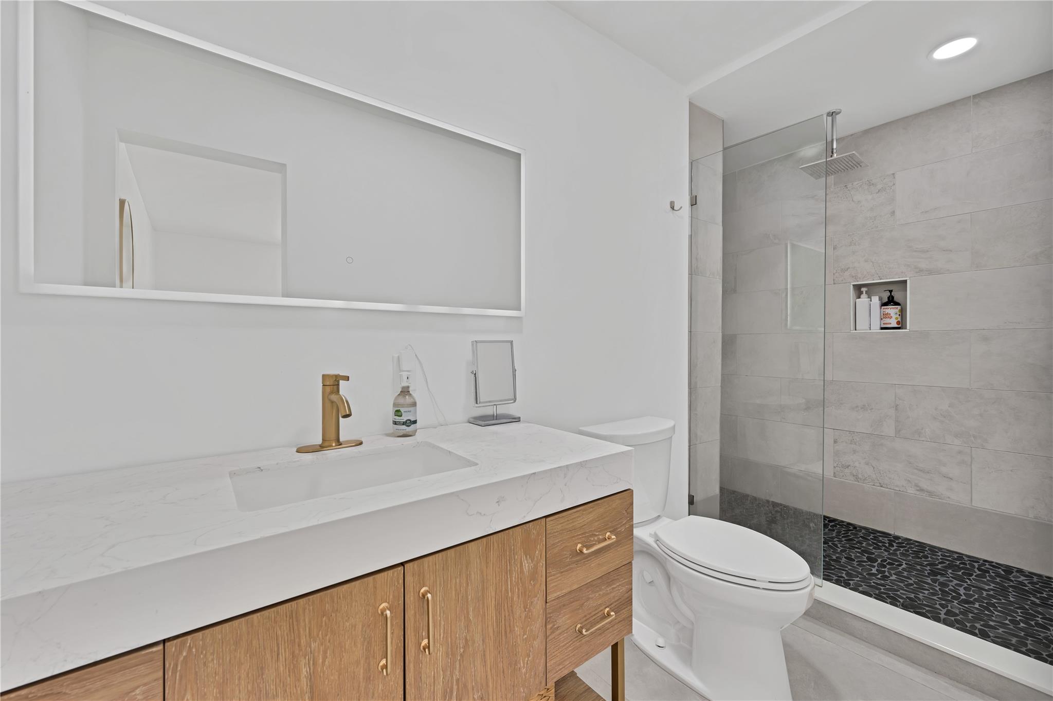 300 SW 65th Way Pembroke Pines, FL 33023