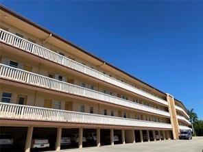 6701 Cypress Rd #207