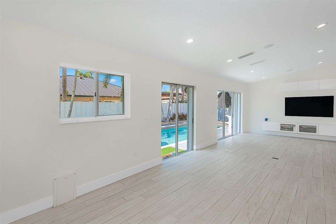 16931 SW 5th Ct Weston, FL 33326