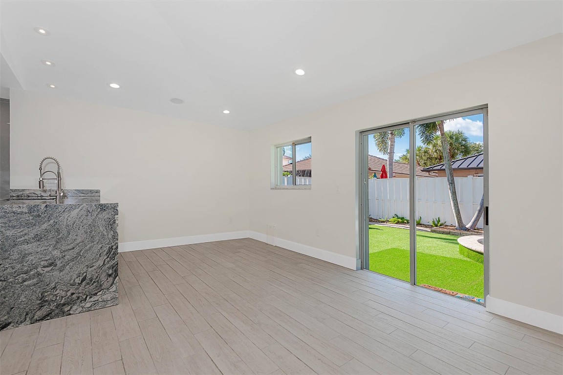 16931 SW 5th Ct Weston, FL 33326