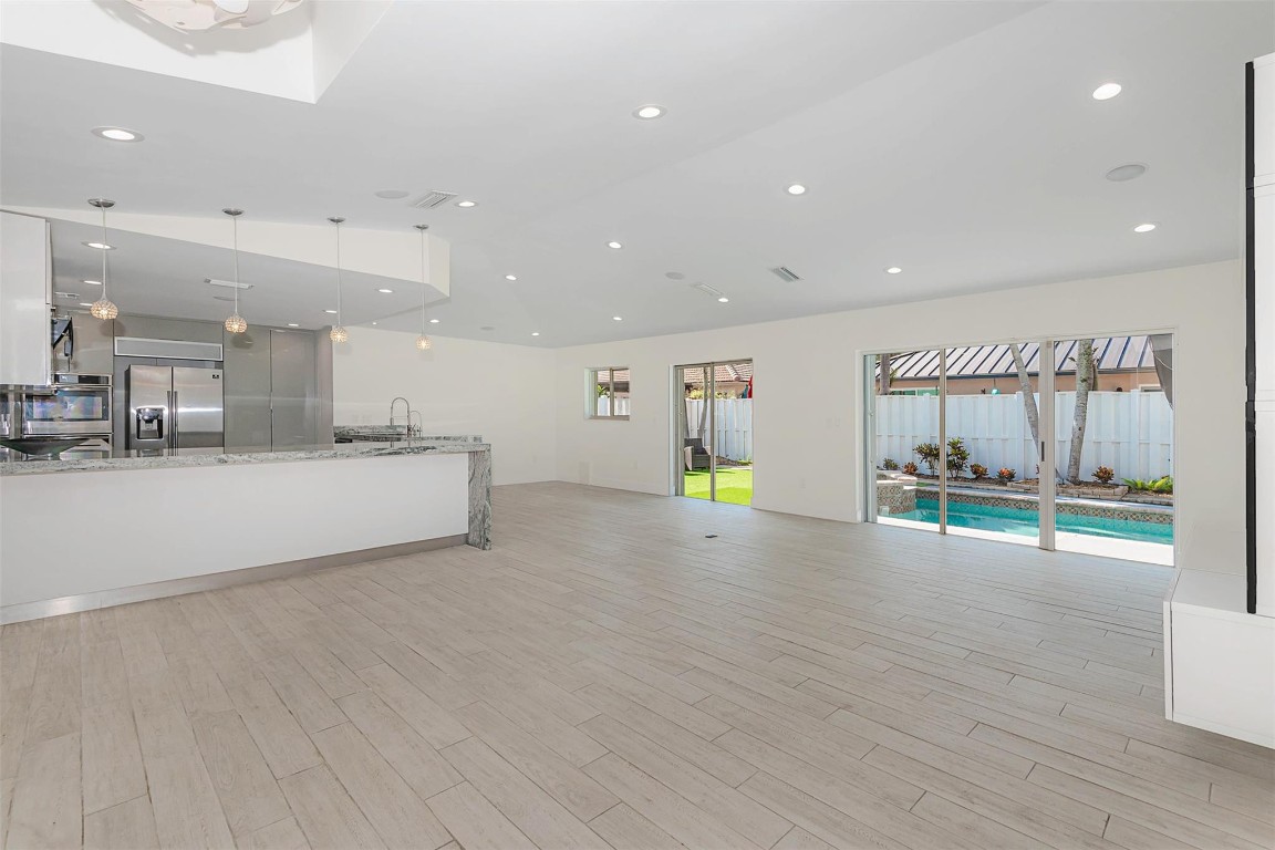 16931 SW 5th Ct Weston, FL 33326