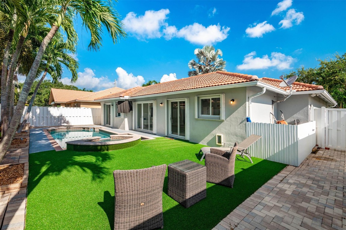 16931 SW 5th Ct Weston, FL 33326