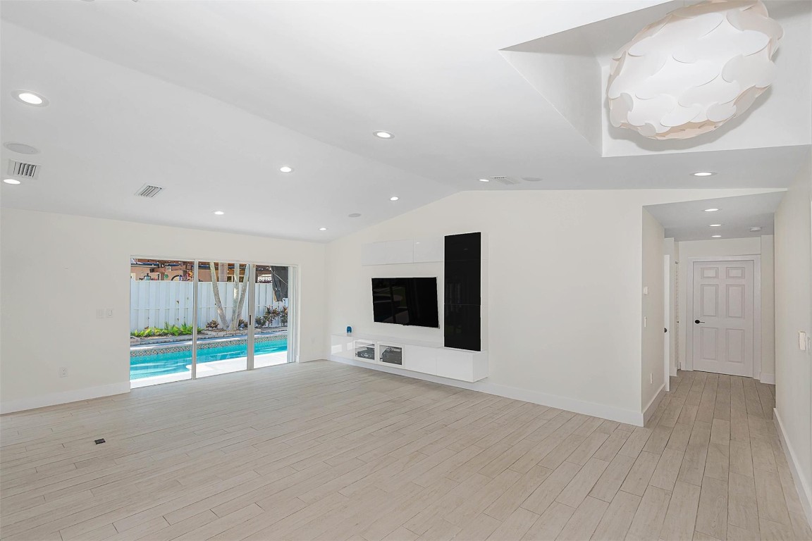 16931 SW 5th Ct Weston, FL 33326