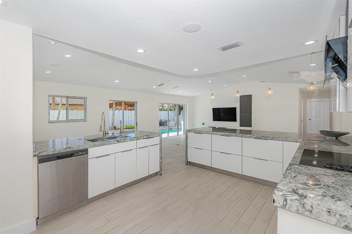 16931 SW 5th Ct Weston, FL 33326