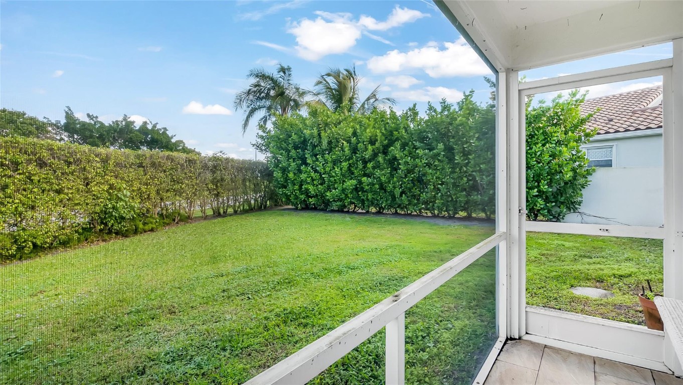 12287 Pleasant Grn Boynton Beach, FL 33437