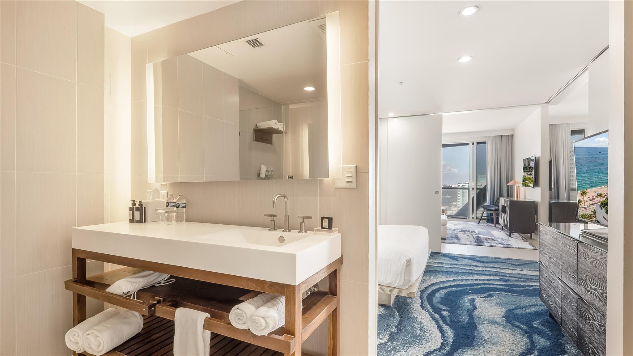 3101 Bayshore #1602 Fort Lauderdale, FL 33304