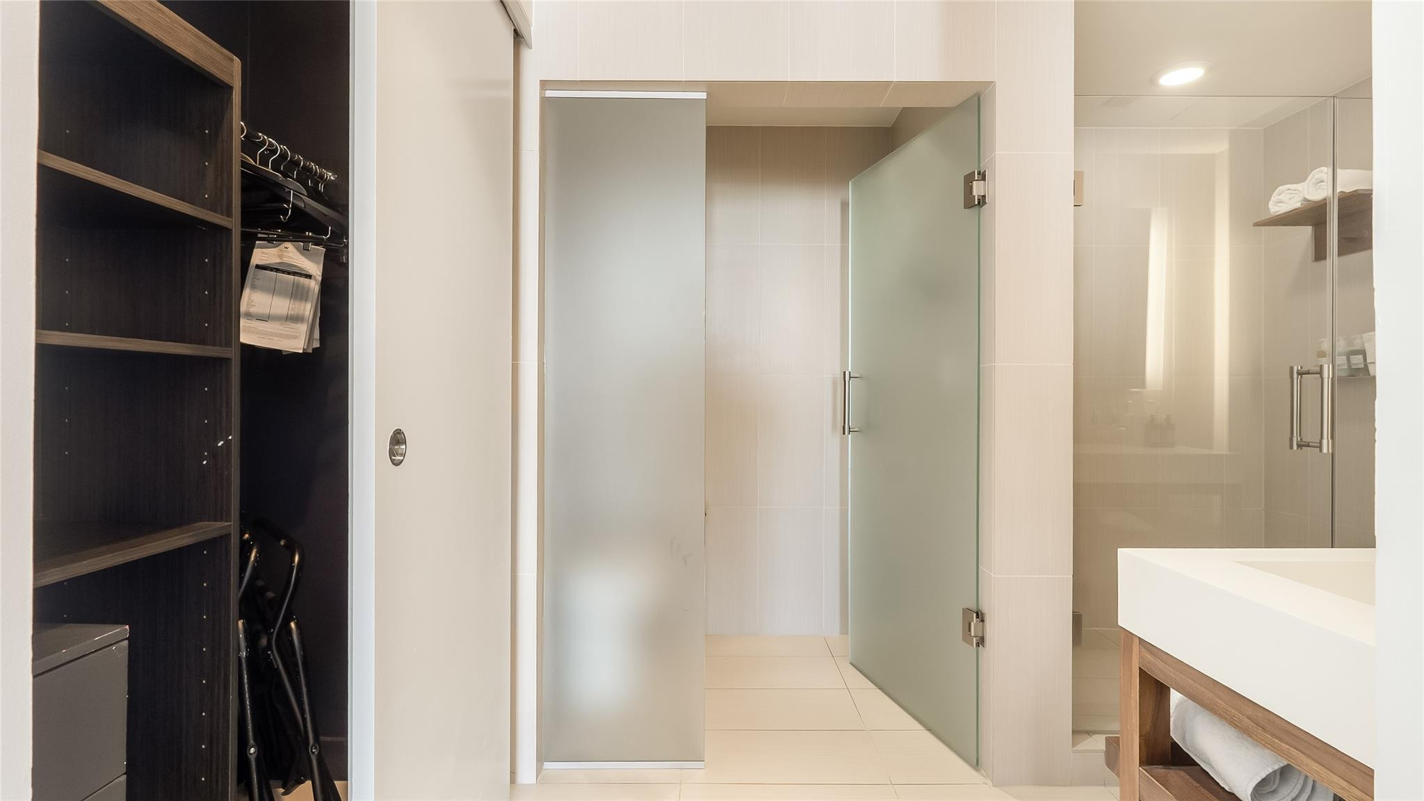 3101 Bayshore #1602 Fort Lauderdale, FL 33304