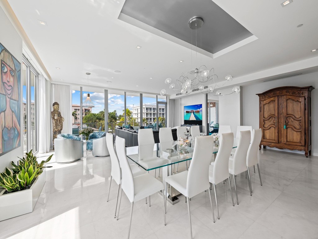 21 Isle Of Venice #301 Fort Lauderdale, FL 33301