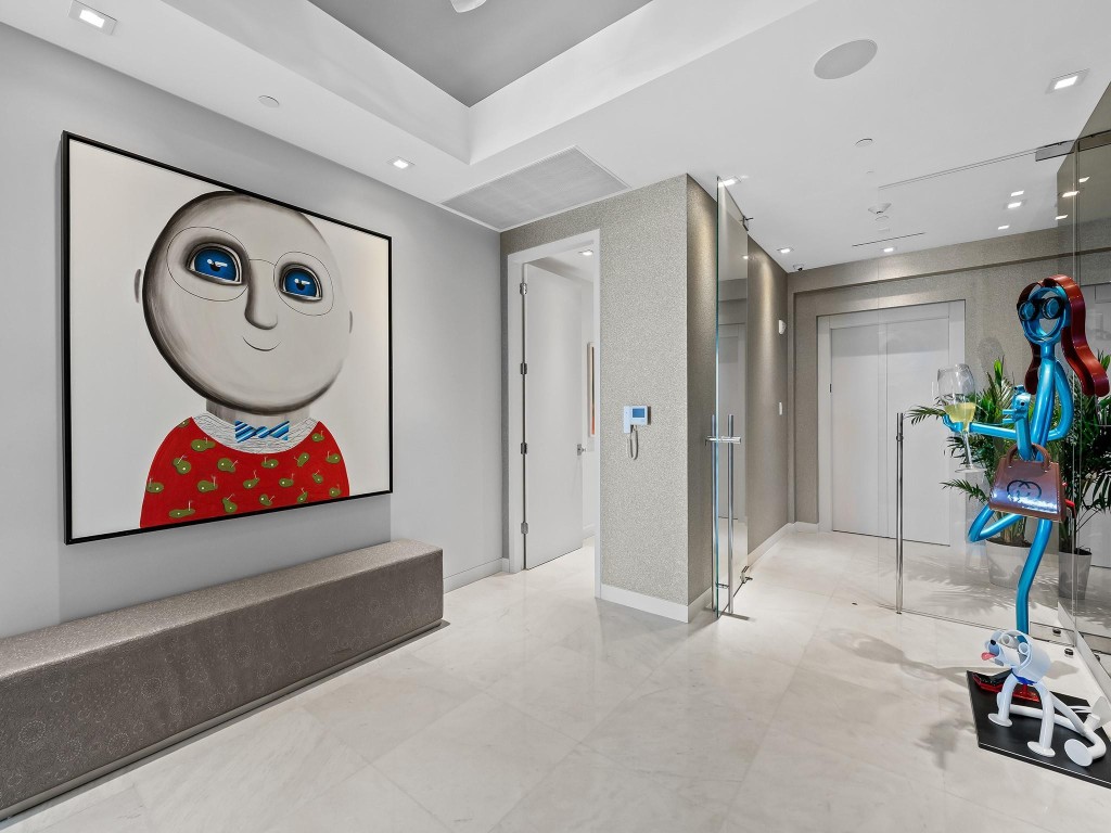 21 Isle Of Venice #301 Fort Lauderdale, FL 33301