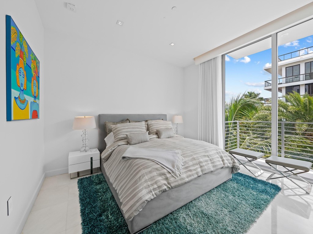 21 Isle Of Venice #301 Fort Lauderdale, FL 33301