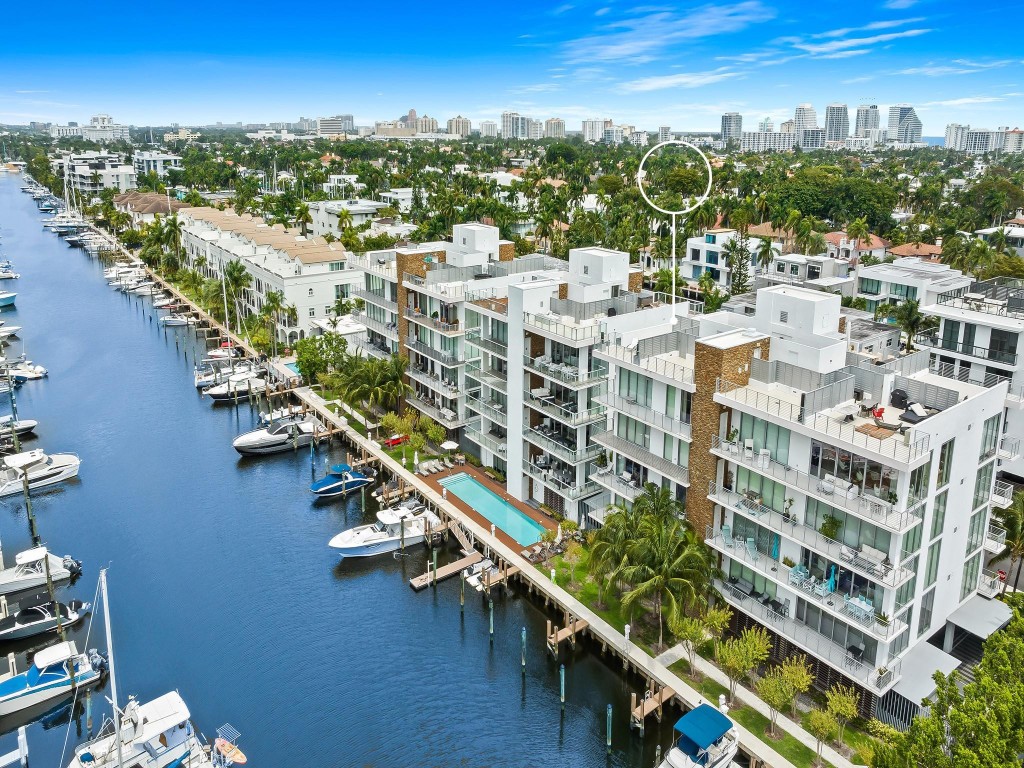 21 Isle Of Venice #301 Fort Lauderdale, FL 33301