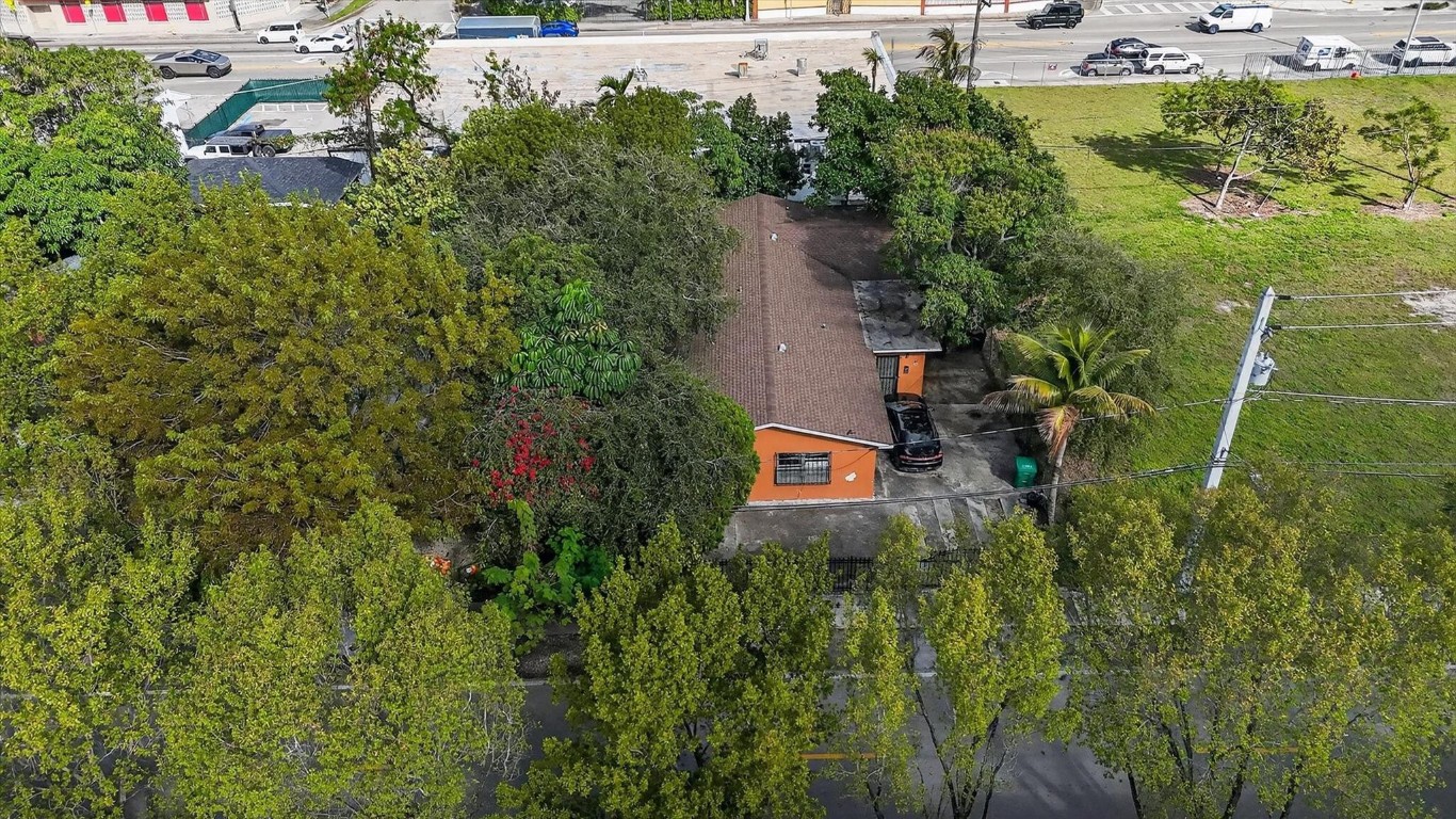 35 NE 53rd Miami, FL 33137